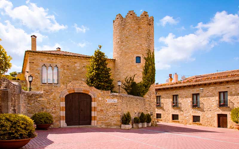What to see in Begur - Old town